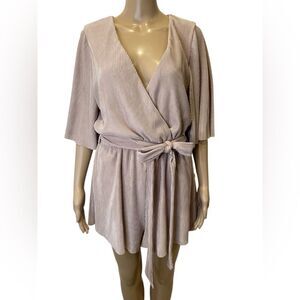 Toni Elegant Beige Tie-Waist Romper size L